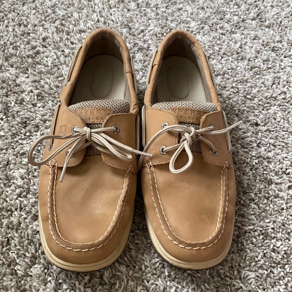 Sperry Shoes - Women’s sz: 10 Sperry Shoes